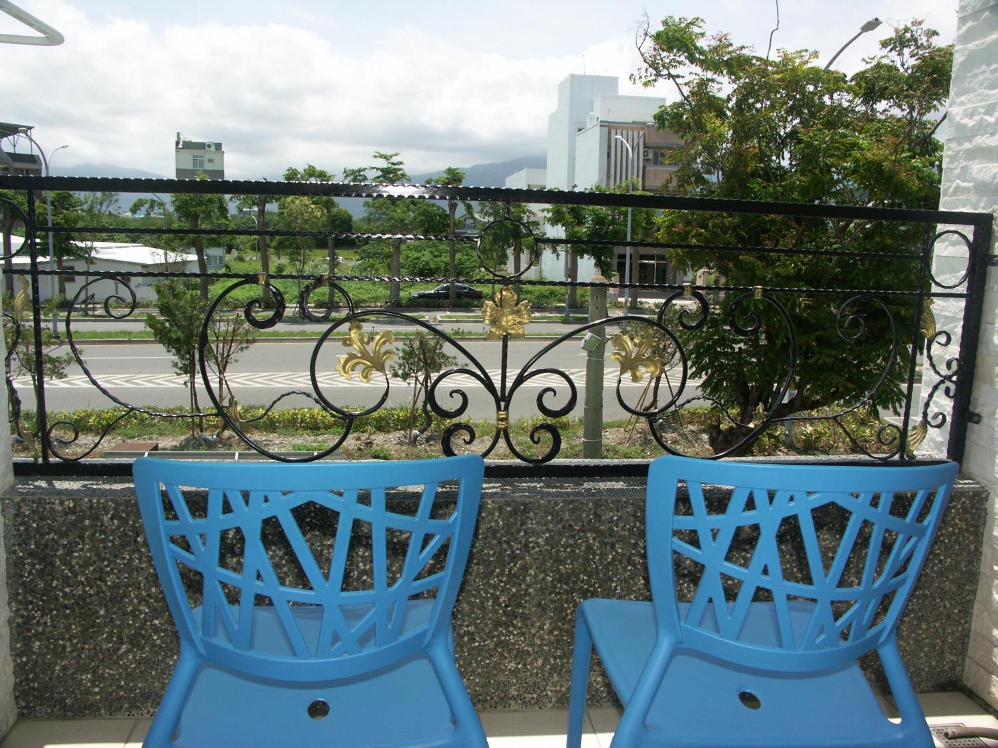 I Star Bed And Breakfast T'ai-tung Buitenkant foto