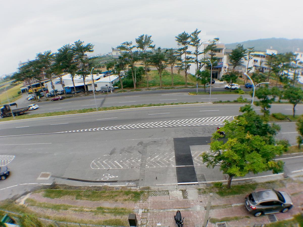 I Star Bed And Breakfast T'ai-tung Buitenkant foto