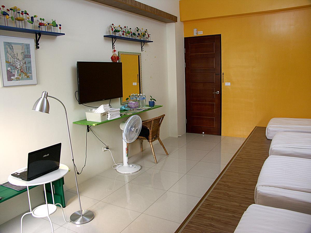 I Star Bed And Breakfast T'ai-tung Buitenkant foto